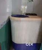 Semi automatic washing machine