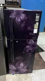 SECOND HAND REFRIGERATOR AVAILABLE FOR SALE.