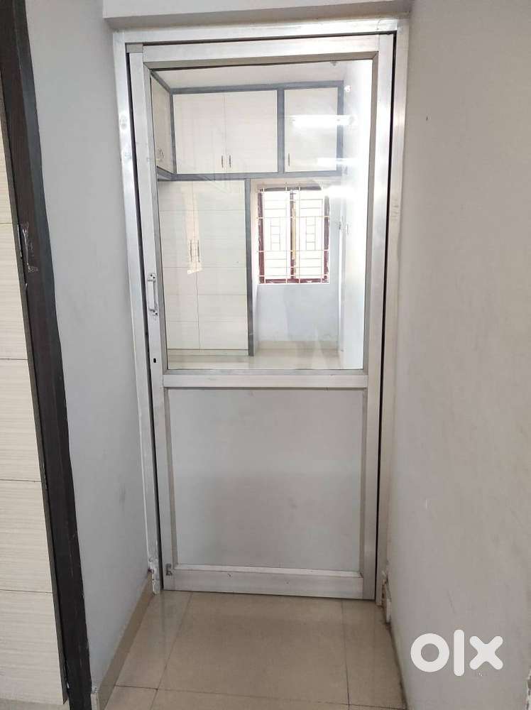 Office Space available in Ist floor