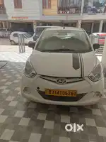 Hyundai EON 2016 Lpg rent p deni hai 15000 monthly payment
