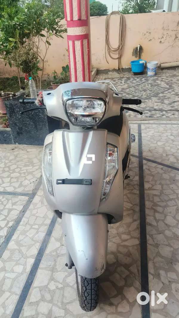 Suzuki Scooty 125