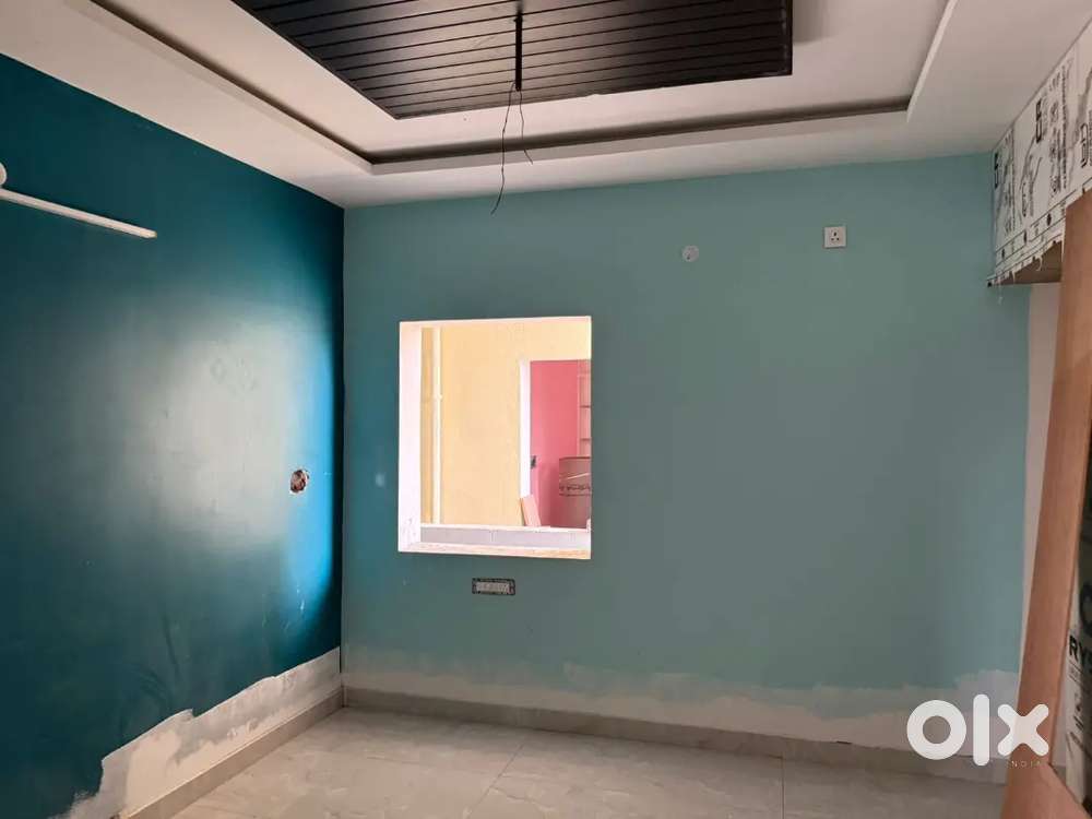 3 bhk flat luxurious very near main road