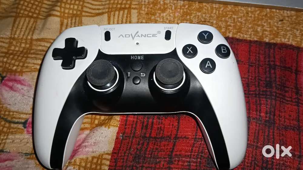 ADVANCE Wireless Game Controller with Dual Joystick for Android & PC