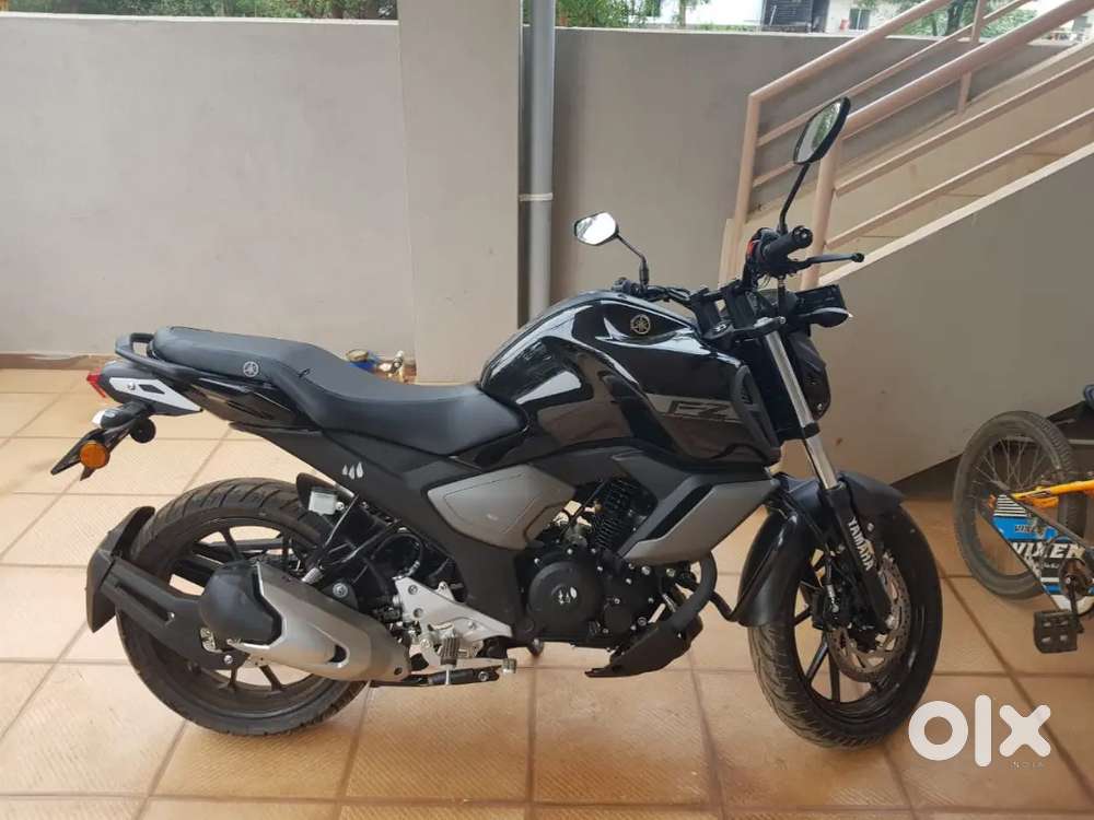 Yamaha FZ FI V.3 - Black