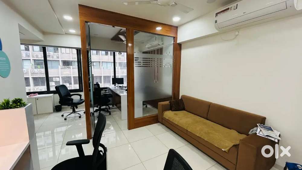 Office for rent in v2 money plant high street