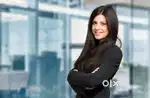 LADY FRONT OFFICE MANAGER FOR LUXURY SALON
