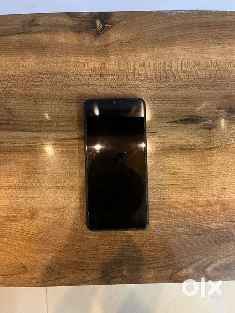 Realme 3 Pro (Smart Phone For Sall)