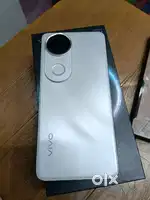 Vivo V 50E 8GB 128GB , NEW CONDITION