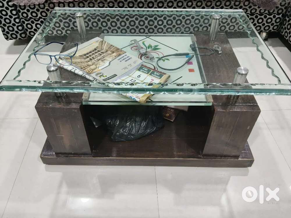Glass teapoy and table