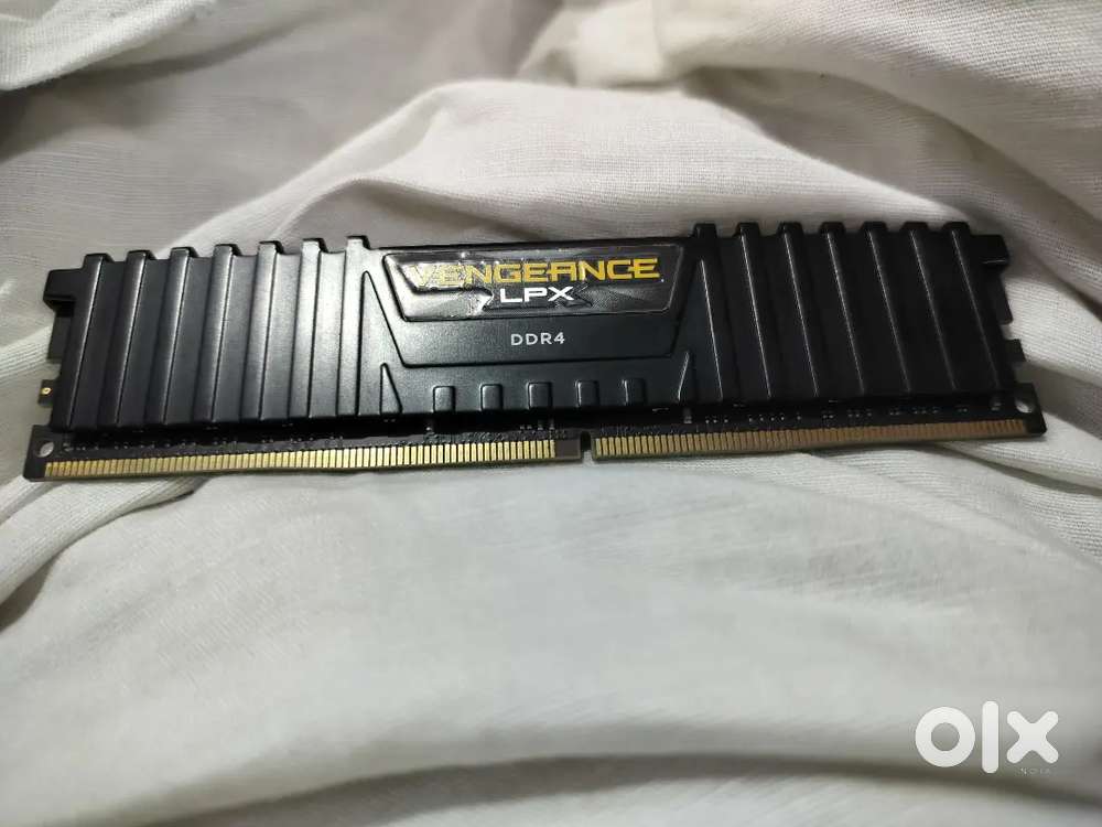 16 gb samsung gaming ram perfect working and new looking condition