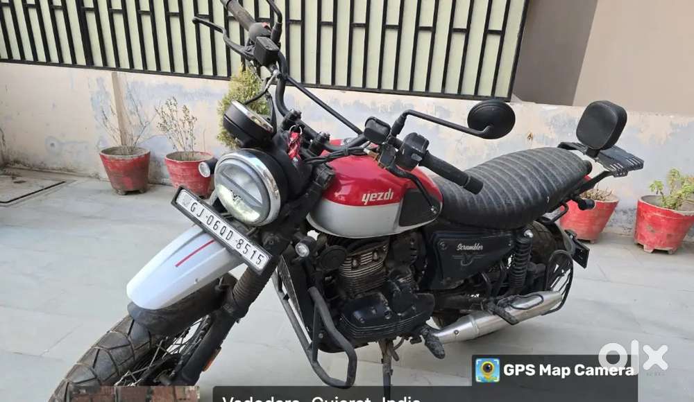 Yezdi scrambler