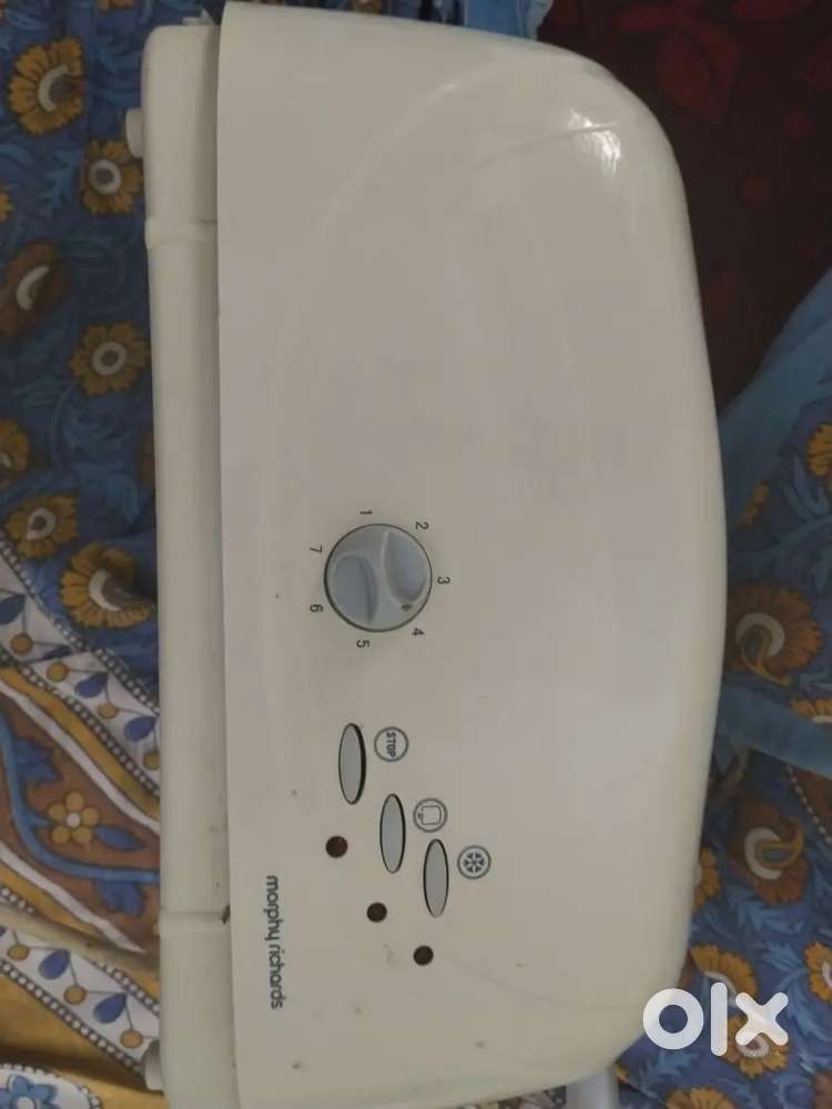 4 slice pop-up toaster