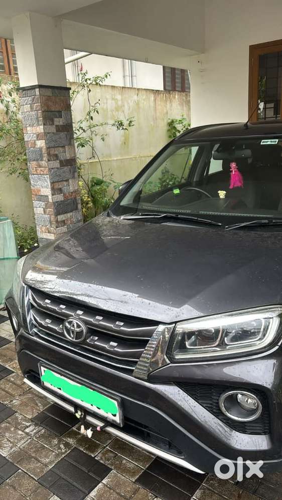 Toyota Urban Cruiser 2022 Petrol Well Maintained