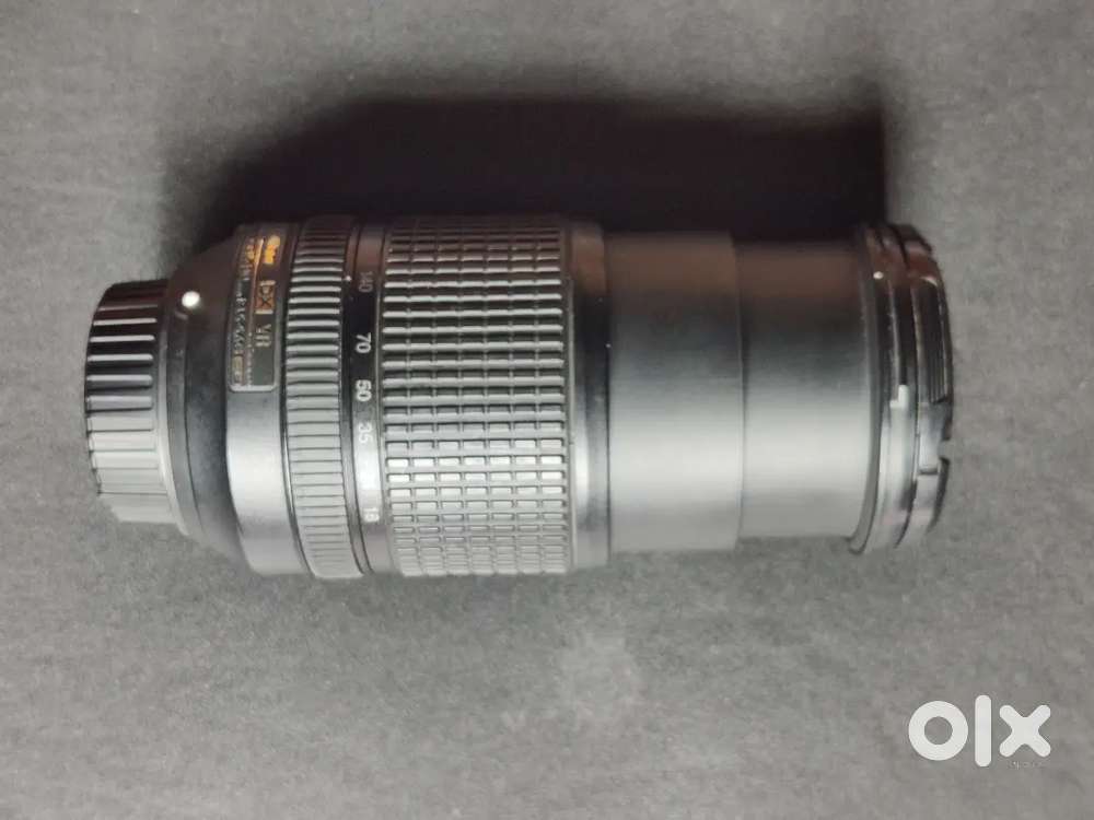 Nikon 18-140 mm lens