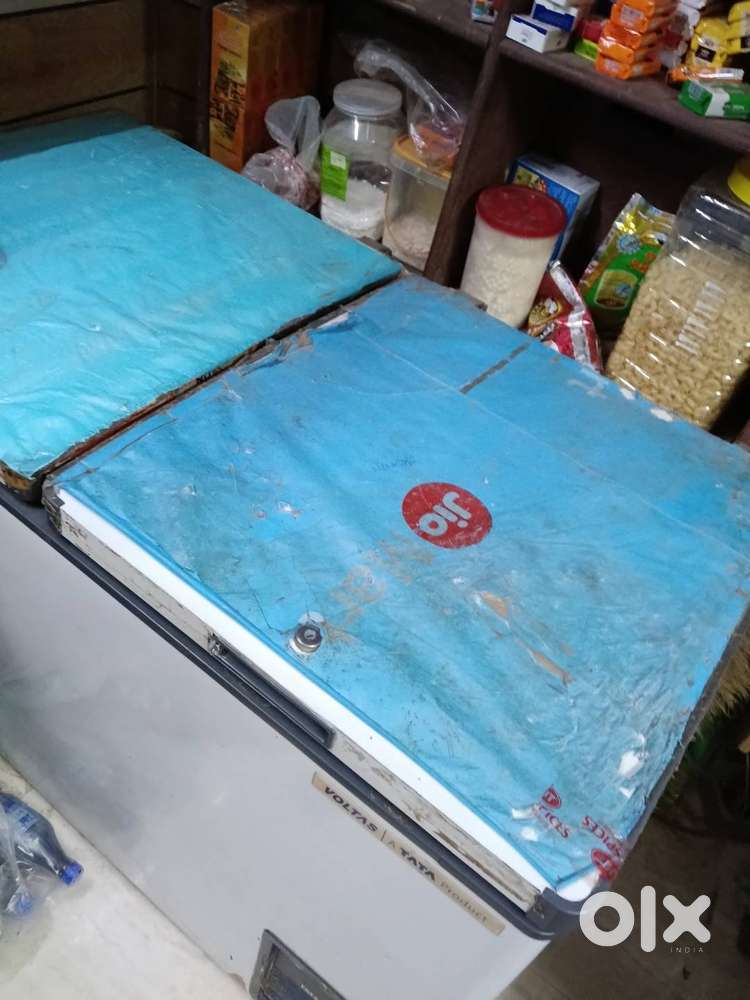 Voltas deep freezer 320ltr