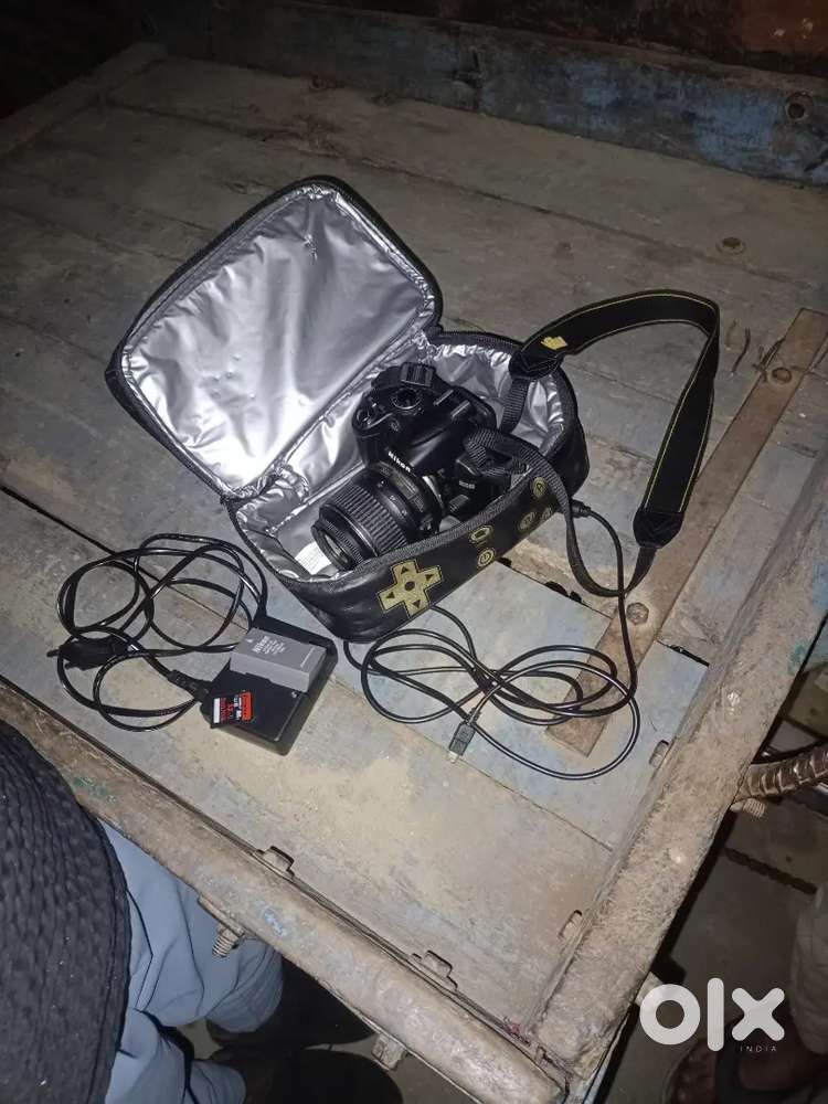 New condition battery memory card charge