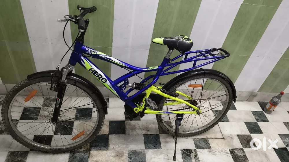 Hero cycle hai saare parts kaam kr rhe hai service kr wai hai abhi