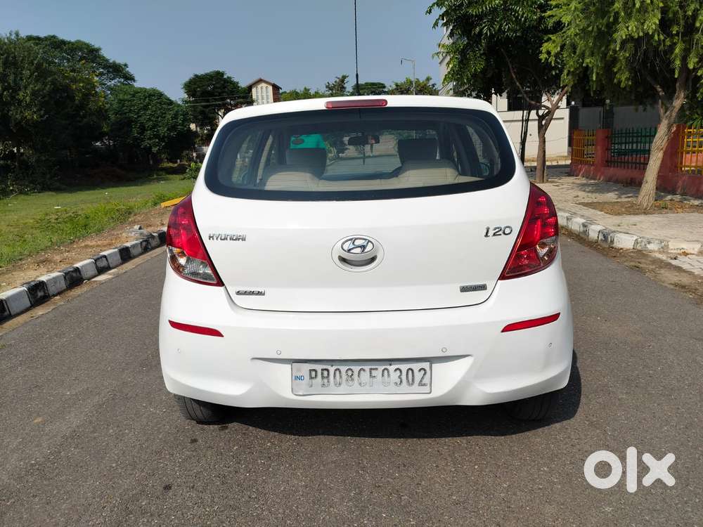 Hyundai i20 Magna 1.2 MT, 2012