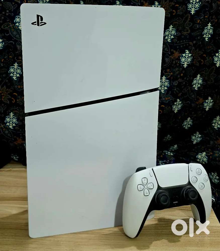 PlayStation 5 Slim Disc Edition - Fortnite Bundle- Excellent Condition