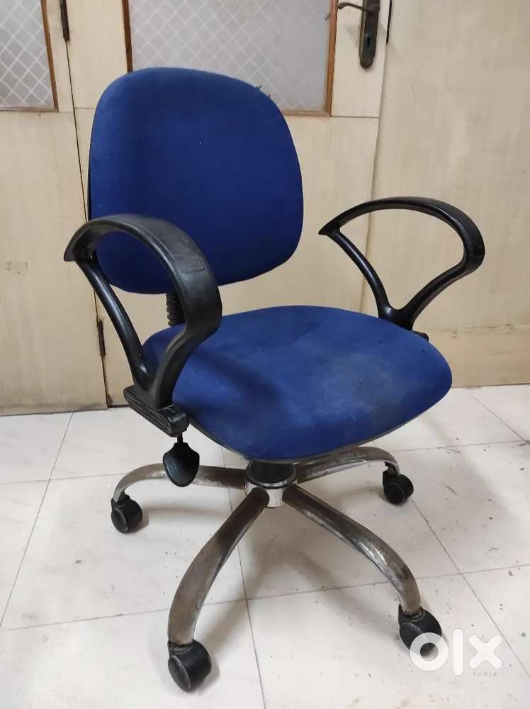 Office executive chair