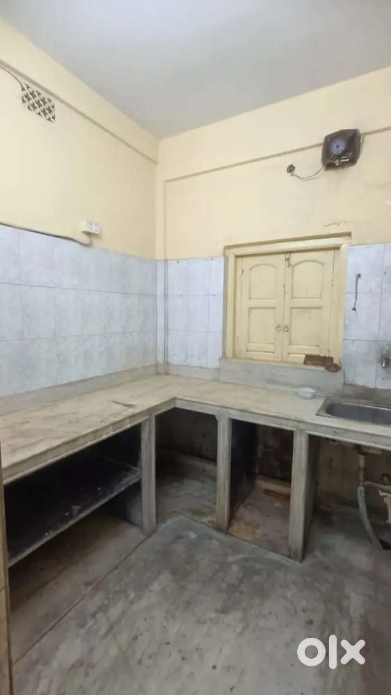 Tagore Park 1500 godown space for rent