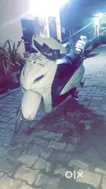 Model 2015 good scooty