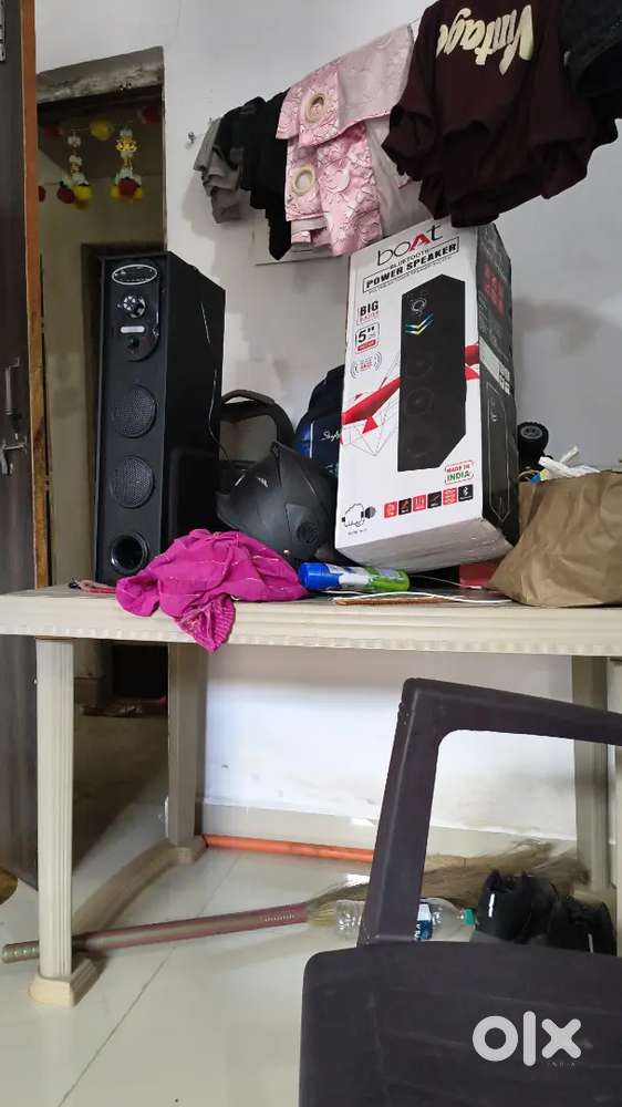 1 day old  speaker