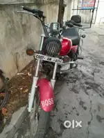 Avenger 220cc Red color
