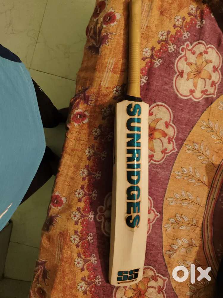 Good quality SS Bat *new bat not even used once*