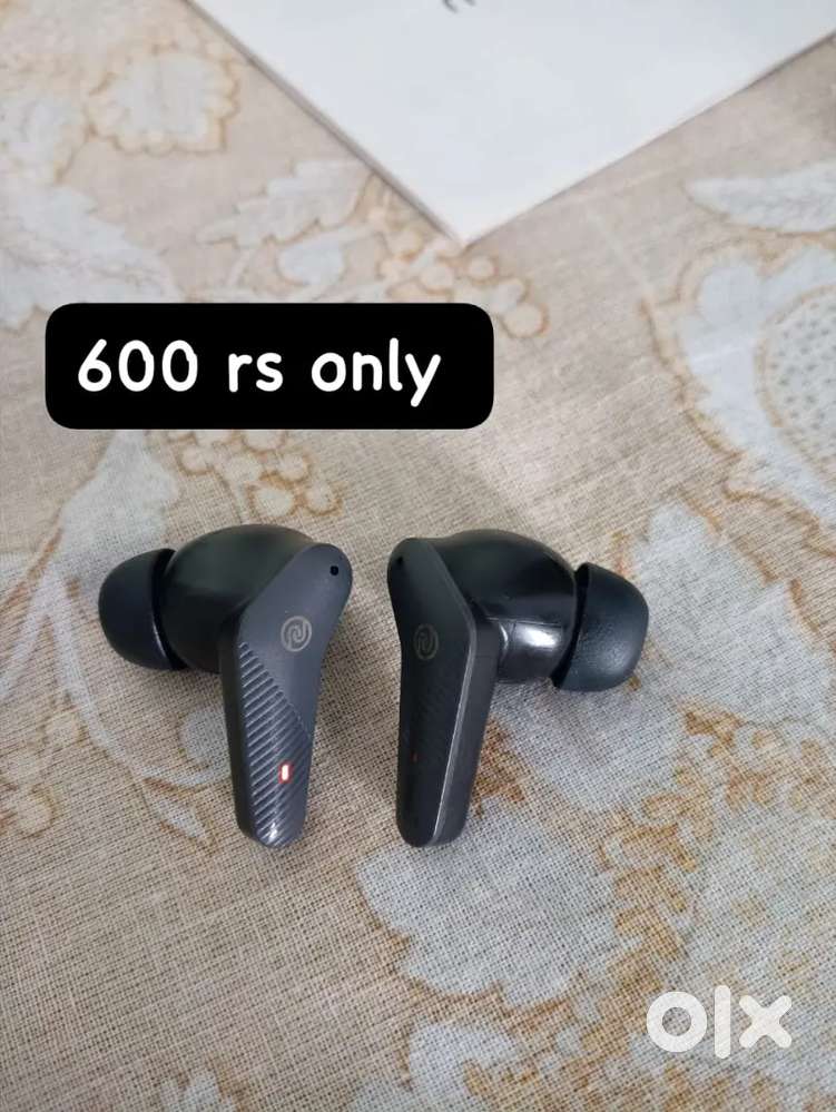 NOISE BUDS VS102 ( URGENT SELLING TODAY ONLY )