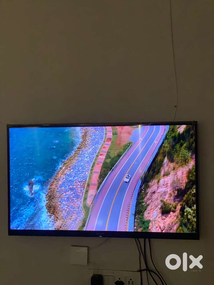 SONY 101.4cm (40 inch) Full HD LED Smart TV