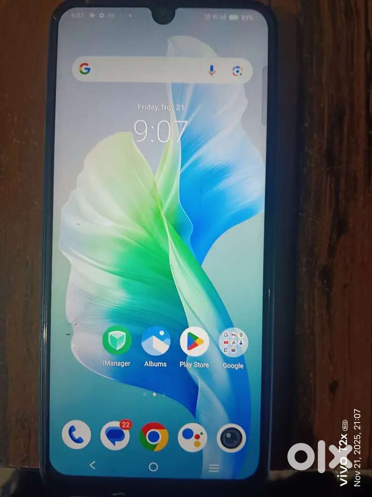 Vivo 5G.  V23e 8+8 GB Ram 128GB internal