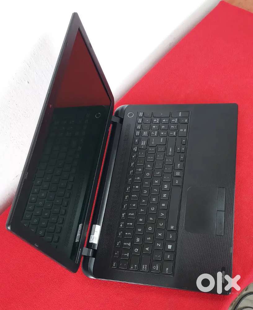 TOSHIBA Celeron Laptop