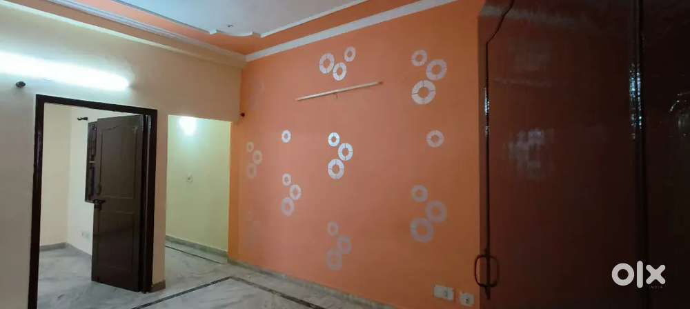 2 BHK Ground Floor for rent in New Palam Vihar (only for family)
