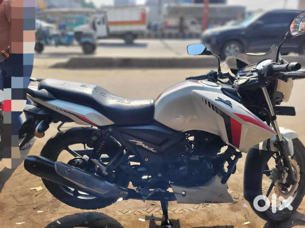 Apache RTR 160 DUBLE DIKS 1ST OWNER SELF START inshorance pollution.