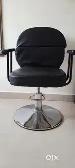 Parlour chair