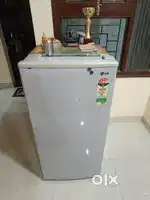 Refrigerator 165 litres
