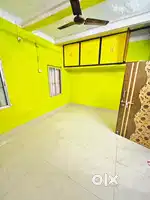 1bhk room rent near Kudghat ( netaji metro) 3-4 min walking distance