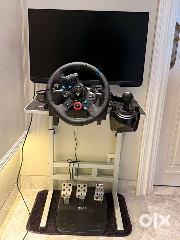 Monitor and Wheel setup
