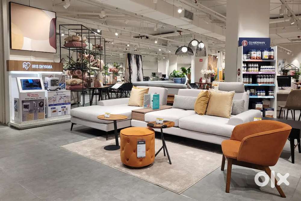 WANTED M/F SHOWROOM COUNTER STAFFS WITH 12 QUA [PARTIME &FULLTIME]