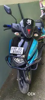 New scooty hai bilkul 2000 km hi chali hai