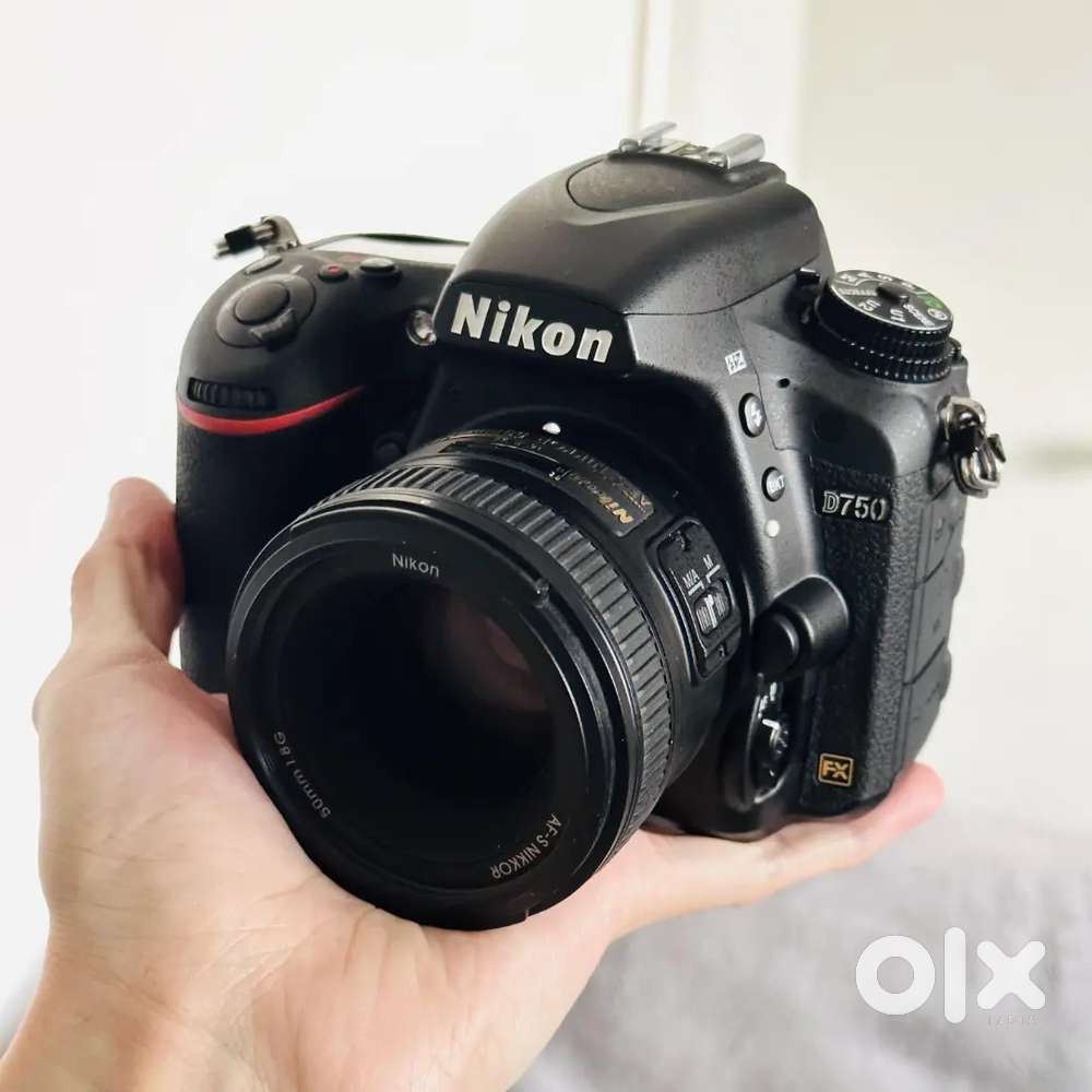 Nikon D750,D7200 camera complete condition