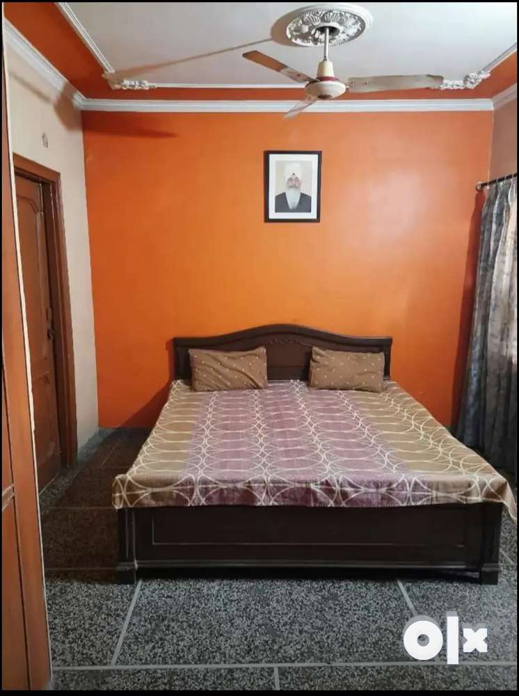 2 Rooms for Rent