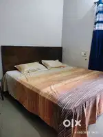 Room for a family of 2 persons near Bahu Plaza, Shiva ji Chowk