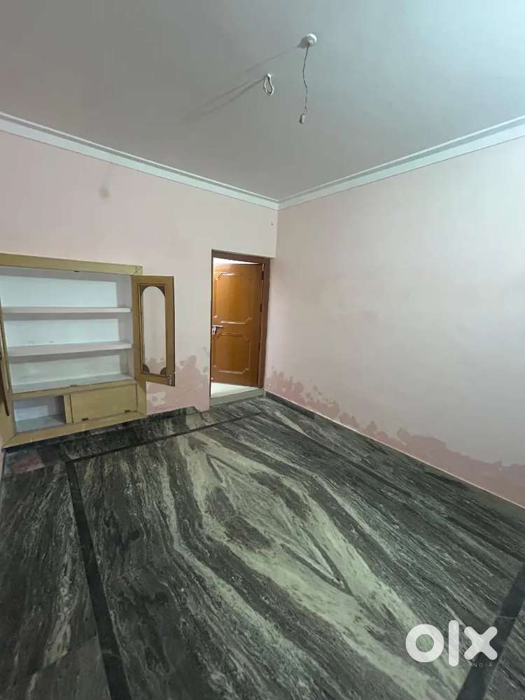 Set of 2 room for rent