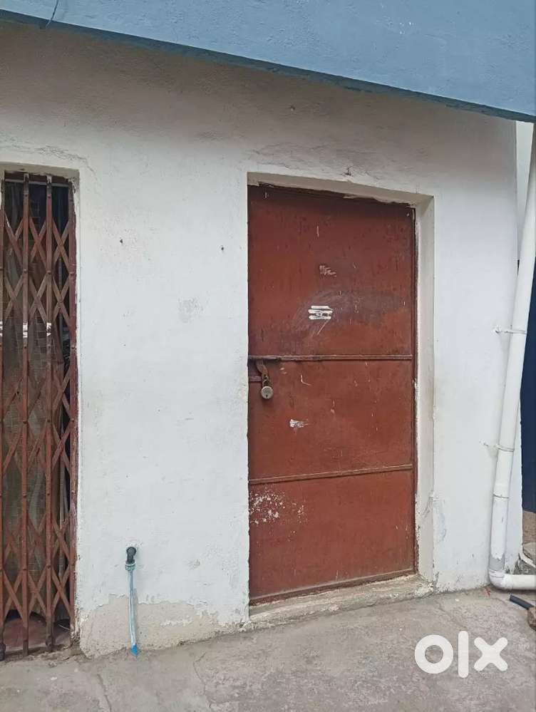 Shop/Godown Backside prozone mall for rent