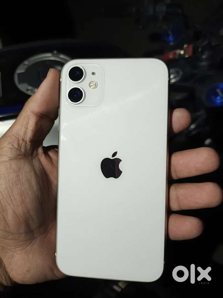 Iphone 11 white colour With bill and box + adopter