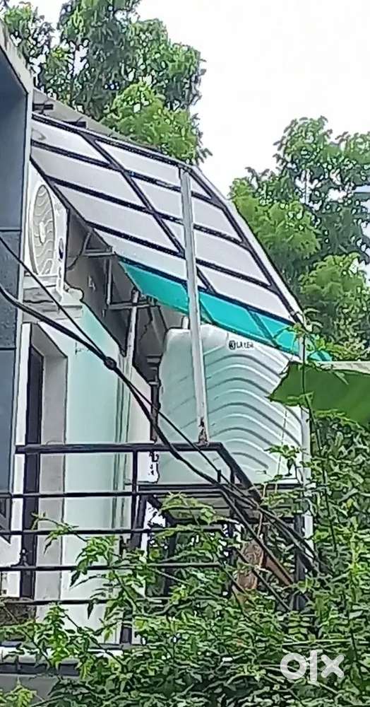 2bhk7000,paruthikhuzhi, up stair,