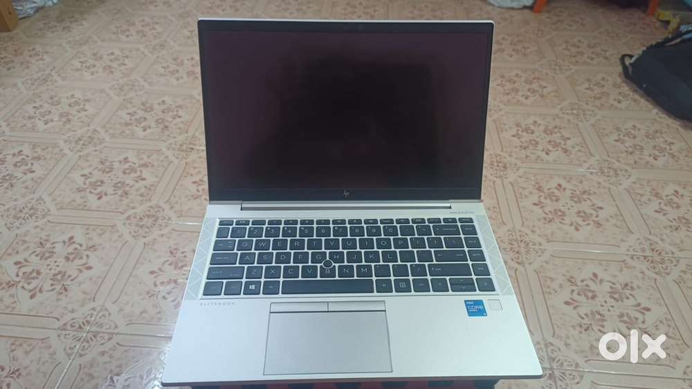 Hp elitebook 840 g8 i5 11th 16gb 512gb with Touch