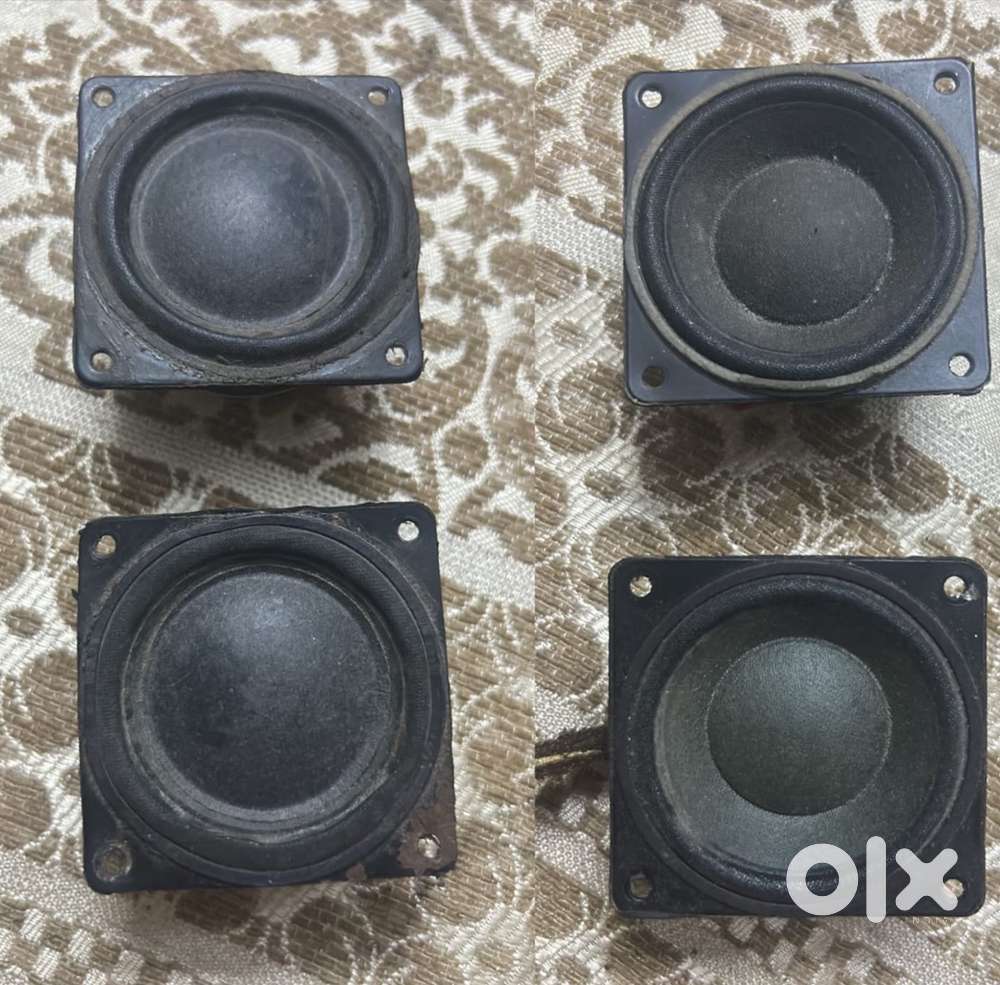 Bose life style 600 high end satellite speaker drives 4 nos Rs 12,999.